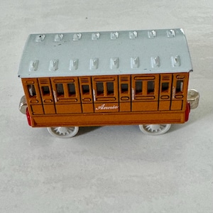 Thomas & Friends- Limited Annie (2002) by Learning Curve (Die-cast metal)