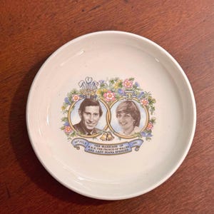 Prince Charles & Princess Diana- Wedding Commemorative Plate