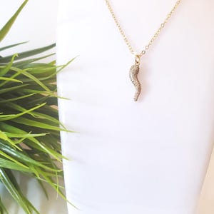 Cornicello, Lucky Italian Horn, Good Luck Charm, on 18&quot; Gold Stainless Steel Cable Chain