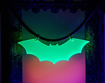 Bat Necklace / Green / UV Reactive / Cyber Goth / Rave / Jewelry / Punk /  Neon / Glow