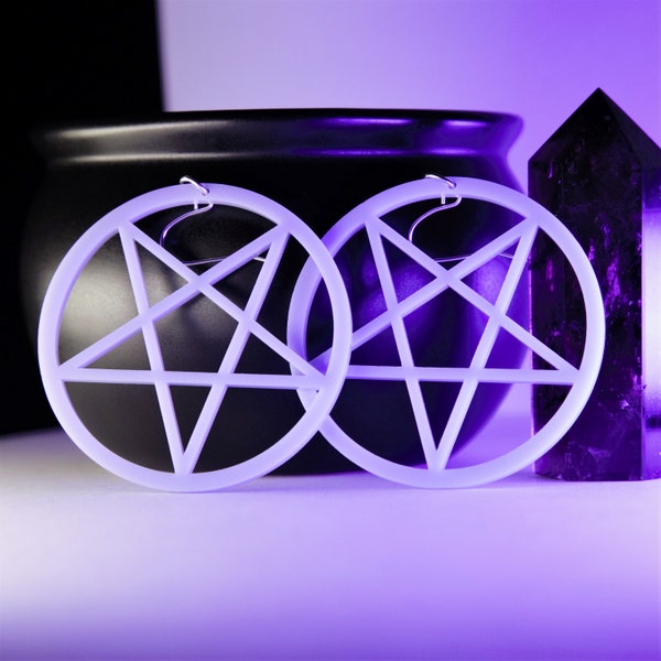 Inverted Pentagram Earrings / Light Purple Lilac / Pastel / Witchy / Occult / Laser Cut Jewelry