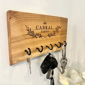 Branch Slice Key Rack Live Edge Floating Shelf Cottagecor Decor Entryway Wall and Hooks Key Holder for Wall Live Edge Wood Jewelry Display Etsy