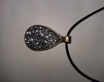 Silver Sparkle Pendant Necklace