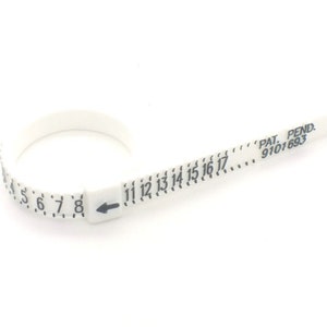 Ring Sizer, Plastic Adjustable Tool, Acrylic Size Gauge, Measuring Device for Wedding Rings