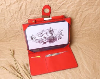 Artisan Leather Kindle Scribe 2024/2022 Tablets Folio cover with Wooden Button Closure and Storage Pockets Tablets case-6DTKS01