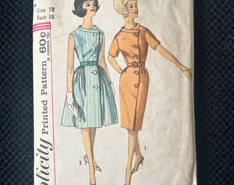 Simplicity 4399 Vintage Sewing Pattern 1960s button wrap Dress size 18 bust 38