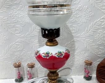Vintage electric table lamplight with glass lamp