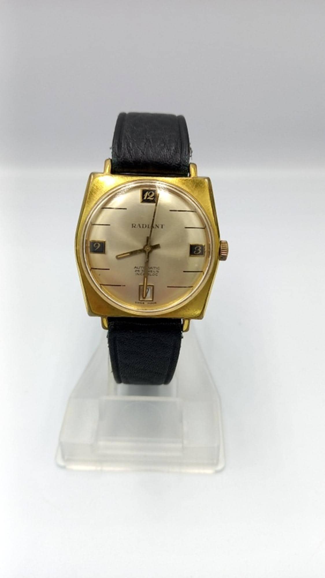 Montre radiant suisse France