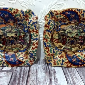Vintage Asian ashtray set
