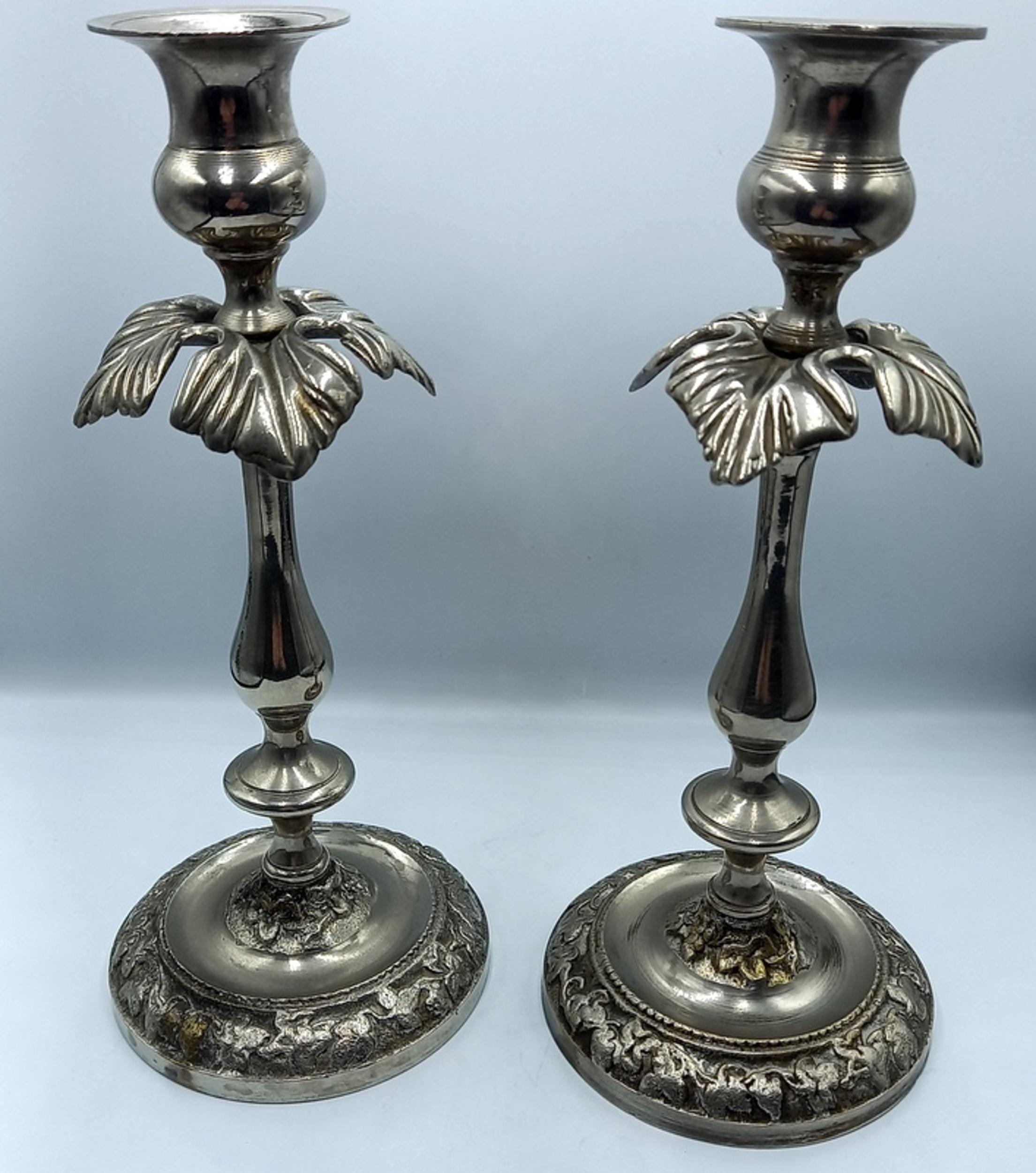 ヴィンテージの真鍮製キャンドルスタンド2個セット - Etsy 日本