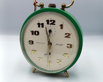 アンティーク ジェルガー 目覚まし時計：1940年代の機械式置時計