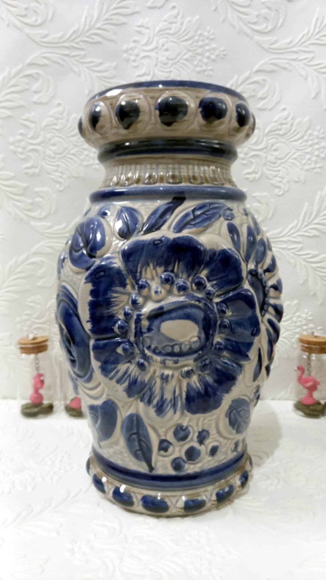 西ドイツ産の白と青の陶器の花瓶 - Etsy 日本