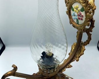 Vintage-Tischlampe aus Messing mit Lampenglas