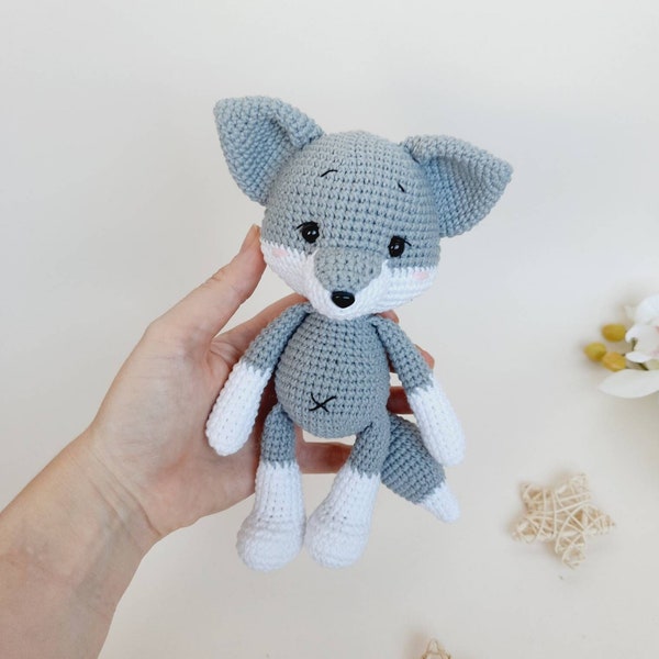 Personalization wolf baby boy gift, wolf animal baby stuff gender neutral gift, woodland stuffed animals and plushies wolf