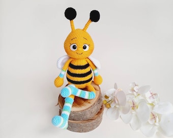 Crochet baby bumble bee Cute Bee toy mommy to bee baby shower Honey bee toy birthday gift