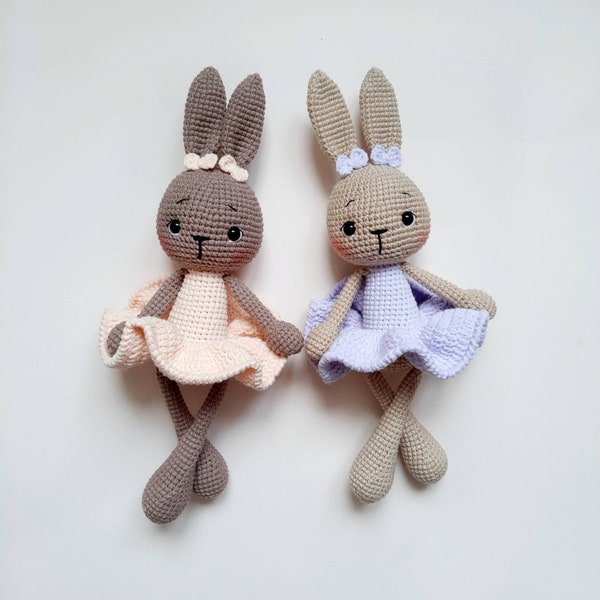 Poupée de lapin ballerine pour cadeau de bébé fille, lapin au crochet cadeau de bébé personnalisé pour fille, jouet en peluche lapin de Pâques
