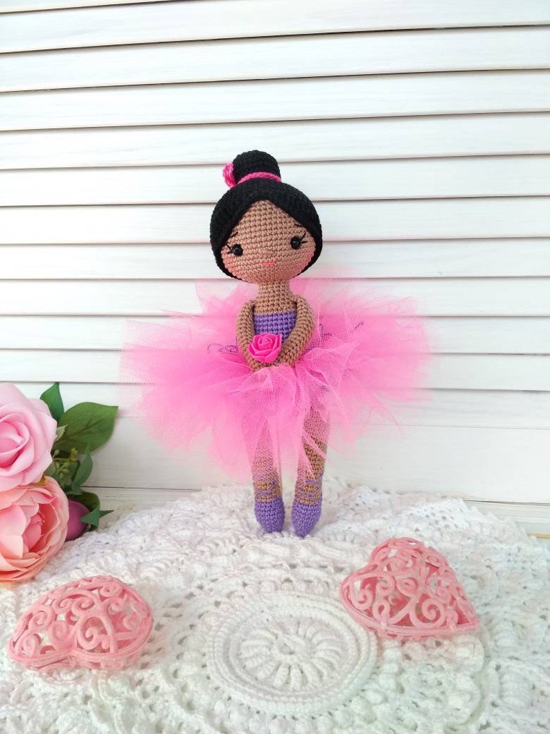 Ballerina doll -Ecofriendly Handmade Crochet ballerina doll girls, interior ballet dancer doll with tutu.MATERIALS:100% cotton mercerized
the toy includes safety eyes on a sacure fastening.
SIZE: 10.3inches.Hair color, skin, dress you can choose