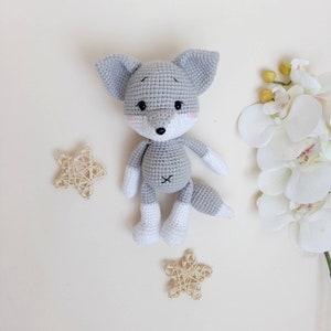 Personalisatie wolf babyjongen cadeau, wolf dier baby spullen genderneutraal cadeau, bos knuffels en knuffels wolf afbeelding 6