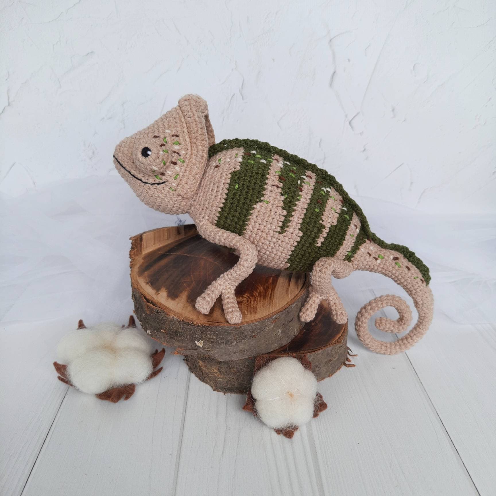Jouet de caméléon de décor de reptile, jouet d'animal en peluche de lézard  de crochet de caméléon, cadeau exotique d'amant d'animal, charme de caméléon  -  France