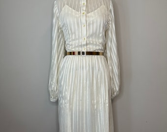 Vintage High Neck Billow Sleeve 2 Piece Cream Dress