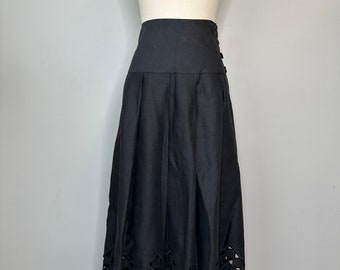 Linda Allard Ellen Tracy Black Linen Skirt