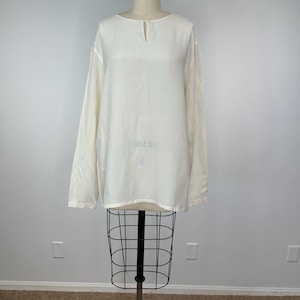 Vintage 90s Silks Long Sleeve Keyhole Blouse