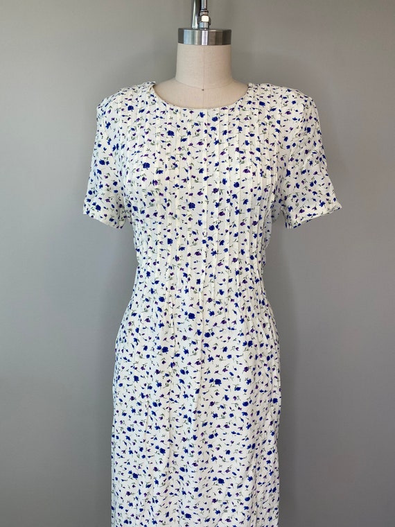 Vintage Ivory Purple & Blue Floral Day Dress - image 8