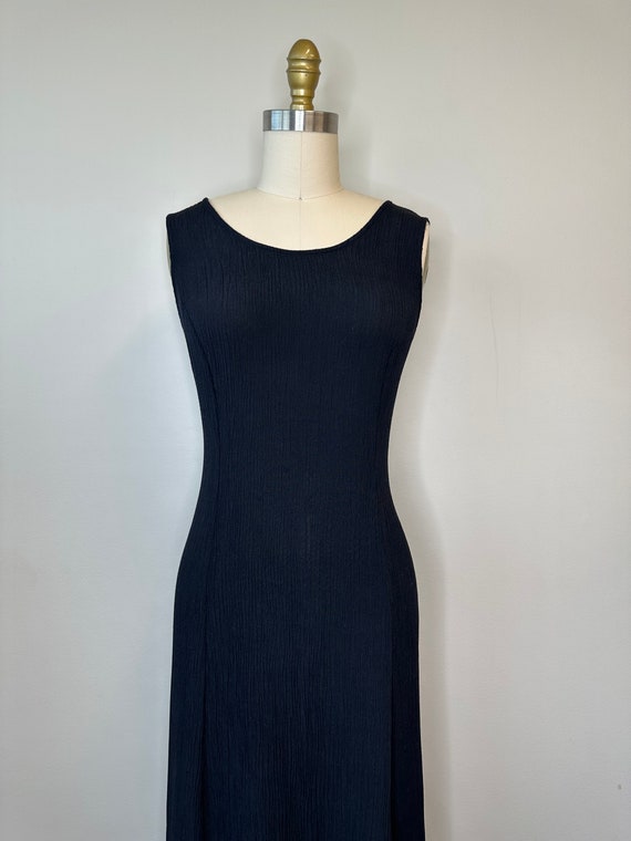 Black Crinkle Sleeveless Dress - image 3