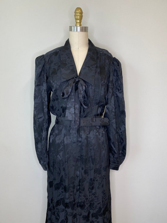 Black Silk Secretary Dress - image 9