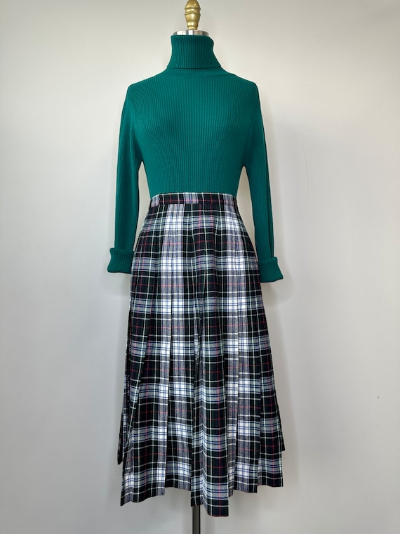 Vintage Green Tartan Skirt - image 2
