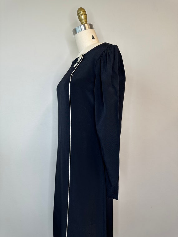 Vintage Black Shift Dress with Gold Button - image 4