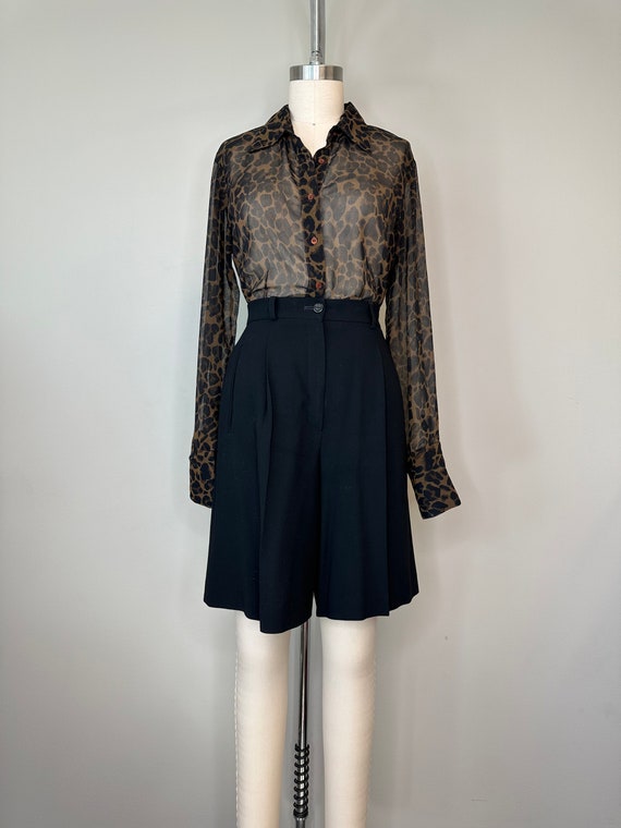 Laurel Black Wool Casual Shorts - image 3