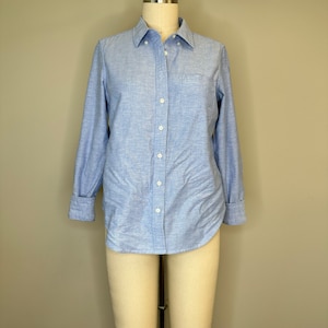 Gap Chambray Button Down Top