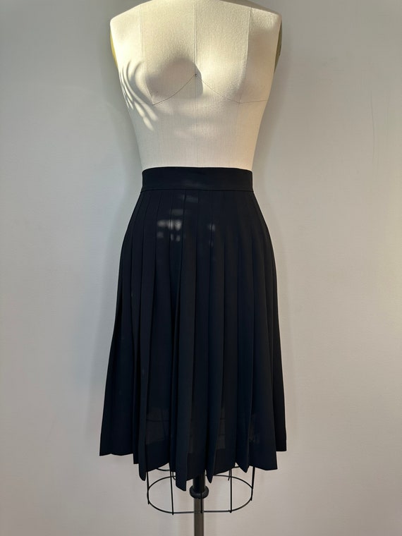 Liz Claiborne Black Pleated Skirt