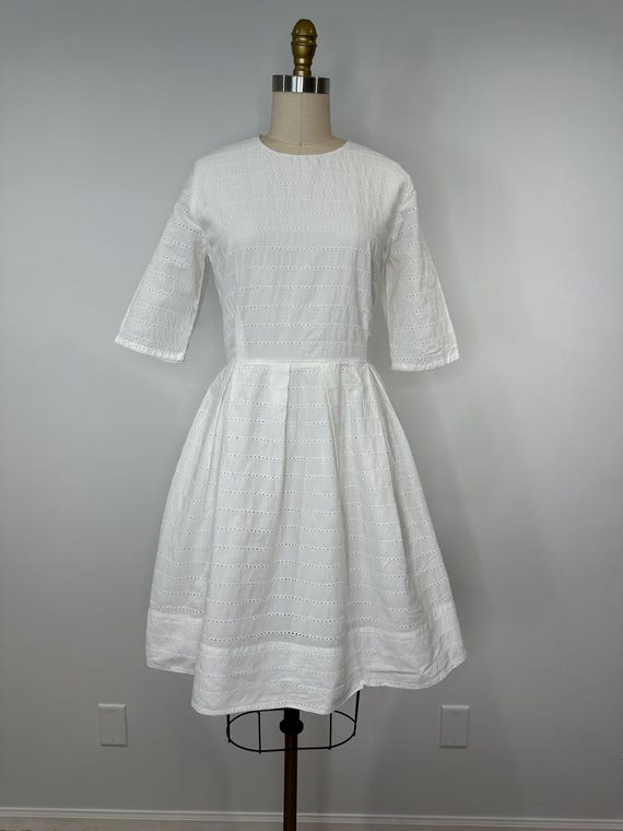 Gap White Eyelet Fit and Flare Dress - Etsy New Zealand Gap White Eyelet Fit and Flare Dress - Etsy New Zealand