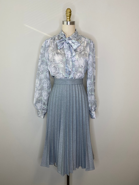 Vintage Gray Pleated Skirt