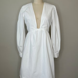 White V-Neck Poplin Dress