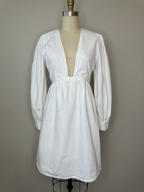 White V-Neck Poplin Dress