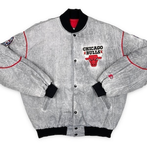 STARTER, Jackets & Coats, Vintage 9s Proplayer Chicago Bulls Nba Jacket  Coat Streetwear Michael Jordan
