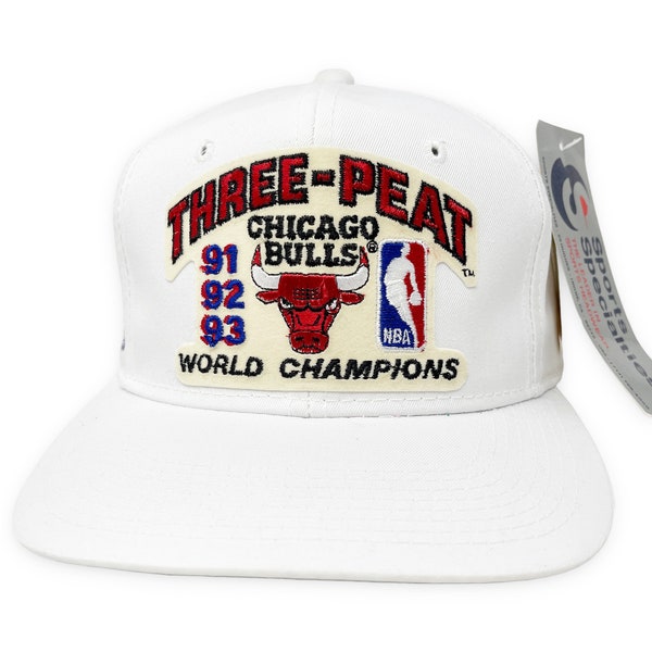 Vintage Chicago Bulls Snapback Hat 90s NBA Championship Three-peat Michael Jordan Sports Specialties Twill NOS B3