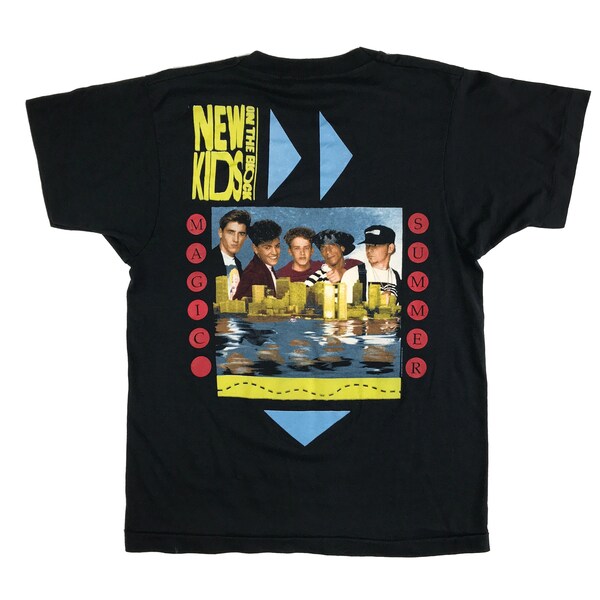 Vintage New Kids on the Block Shirt 90s NKOTB Boyband Screen Stars Magic Summer Tour V12