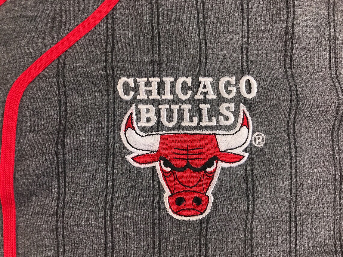 chicago bulls warm up shirt
