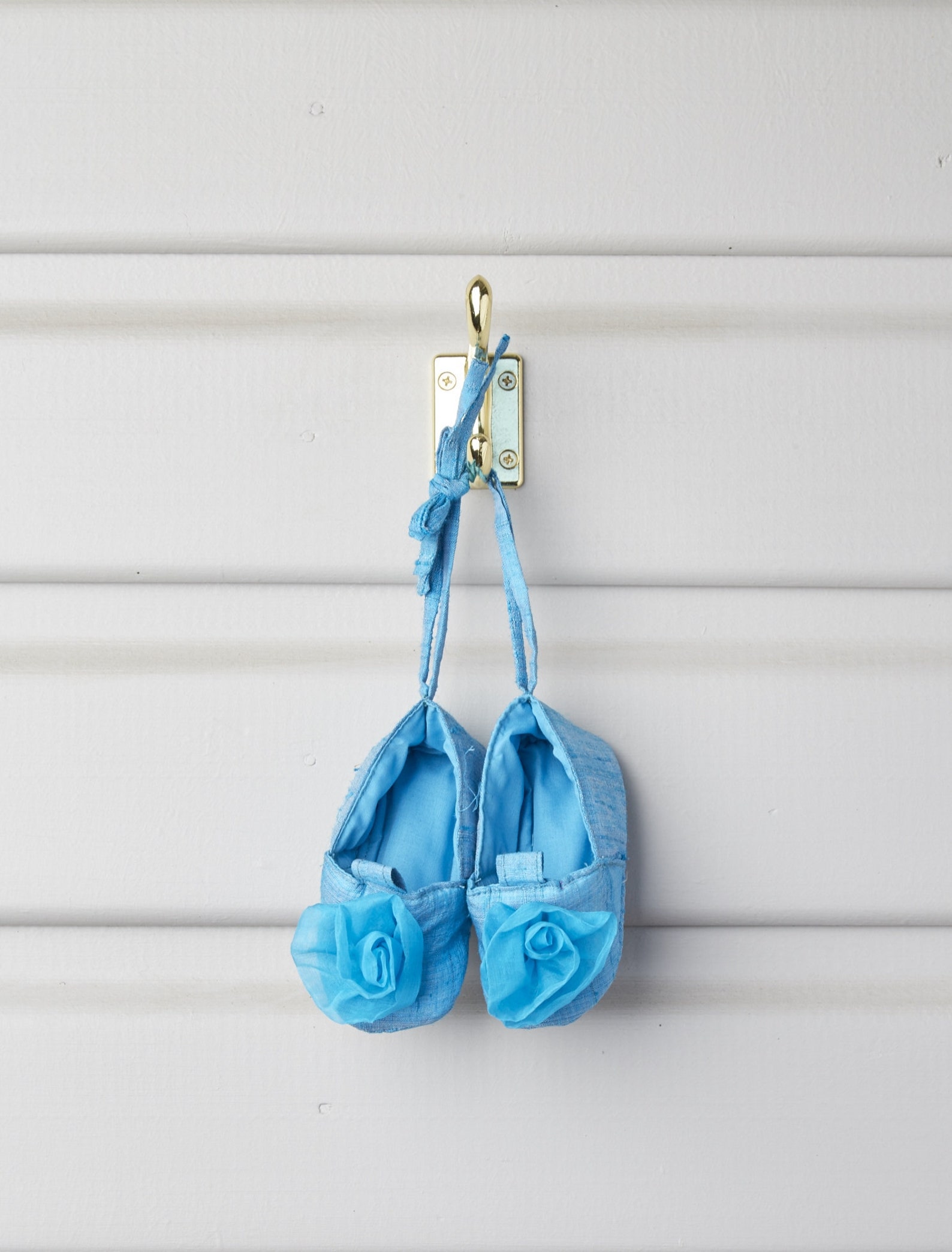 baby girl silk shoes / orange newborn booties with organza silk rosette / baby crib shoes / ballet slipper / wedding / baptism /