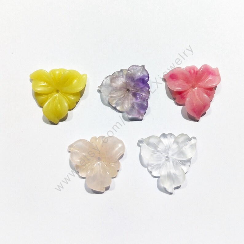 10 pcs of 20mm Carved natural gemstone beads clear quartz,amethyst rose quartz flower gemstone loose beads hand made jewelry charms L463
