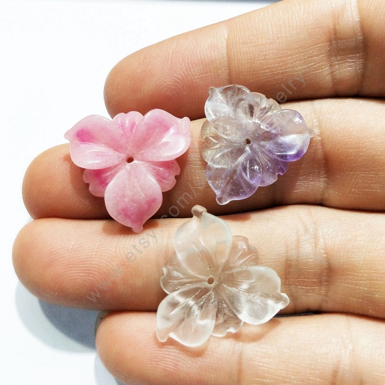 10 pcs of 20mm Carved natural gemstone beads clear quartz,amethyst rose quartz flower gemstone loose beads hand made jewelry charms L463