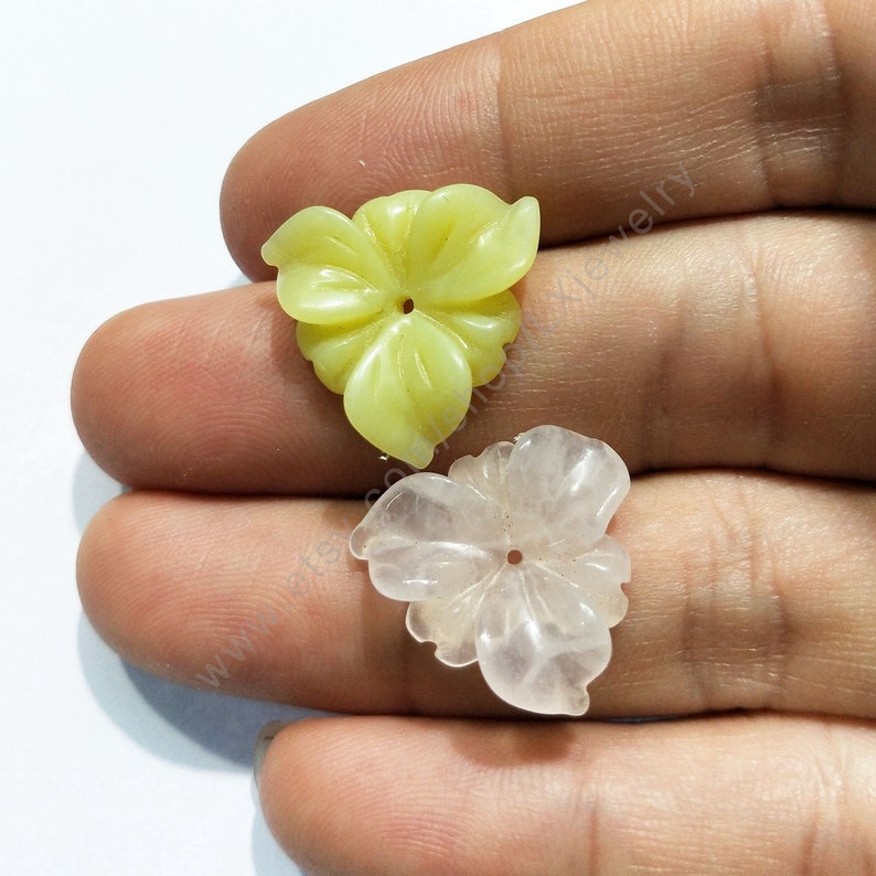 10 pcs of 20mm Carved natural gemstone beads clear quartz,amethyst rose quartz flower gemstone loose beads hand made jewelry charms L463