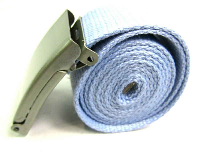 Ceinture unisexe en toile de coton de haute qualité, boucle argentée 52 pouces Light Blue