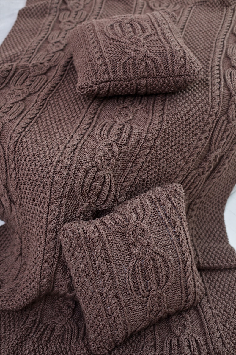 Stunning Cable Knit Blanket, Chunky Knit Blanket, Hand Knitted Throw