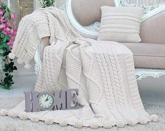 Warm Cable Knit Blanket Hand Knitted Blanket with pompones Chunky Knit Throw