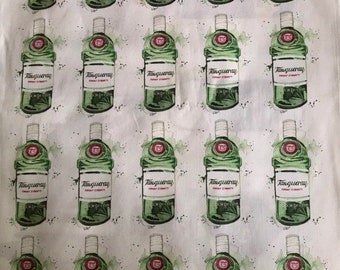 Coloracuáso pintado a mano Tanqueray Gin diseño repetido impreso en teatowel de algodón blanco